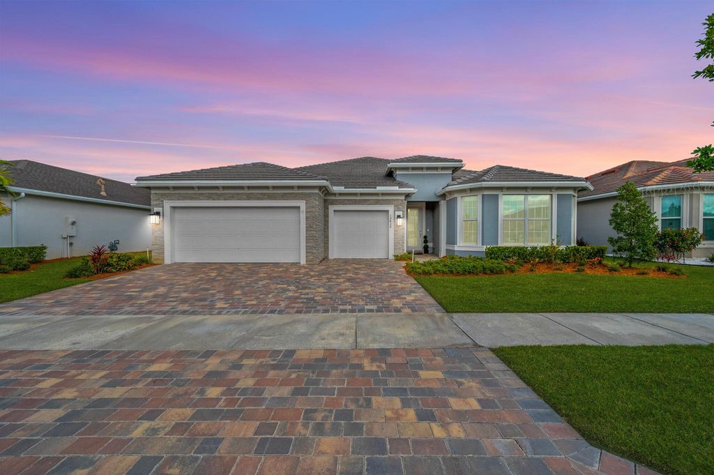 Photo of 13430 SW Vermillion Circle, Port Saint Lucie, FL 34987 (MLS # R11146994)