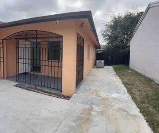 Vista Verde Cluster Unit - Residential Lease