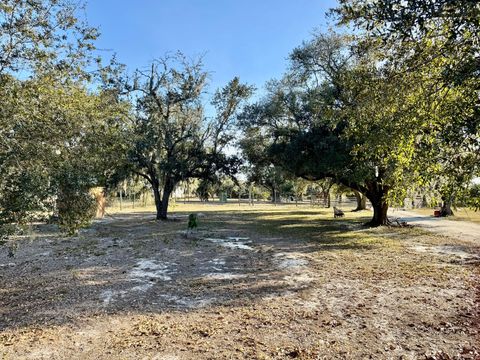 A home in Okeechobee