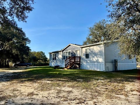 A home in Okeechobee