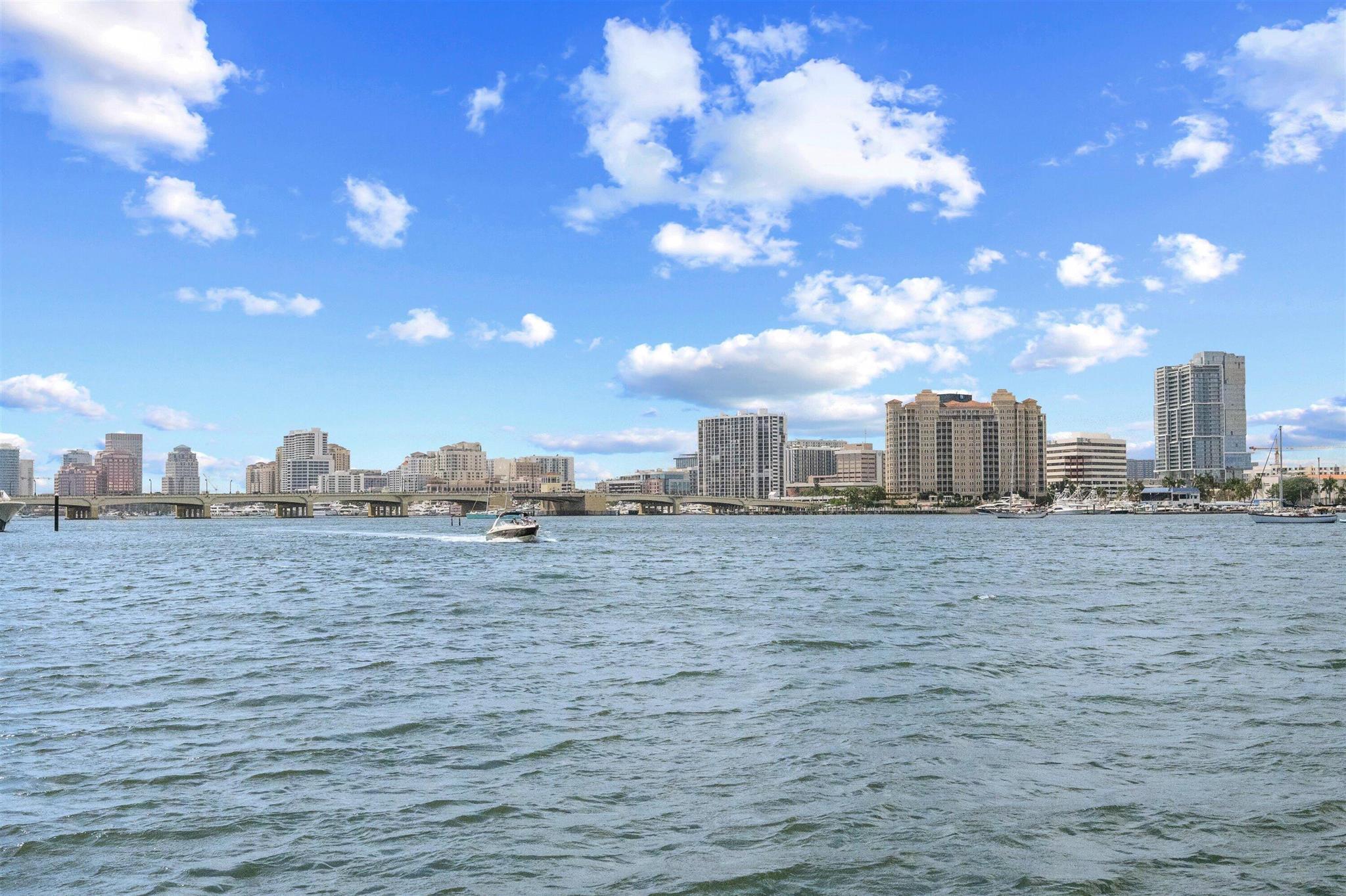 LAKE TOWERS COND UNIT 707 - Residential