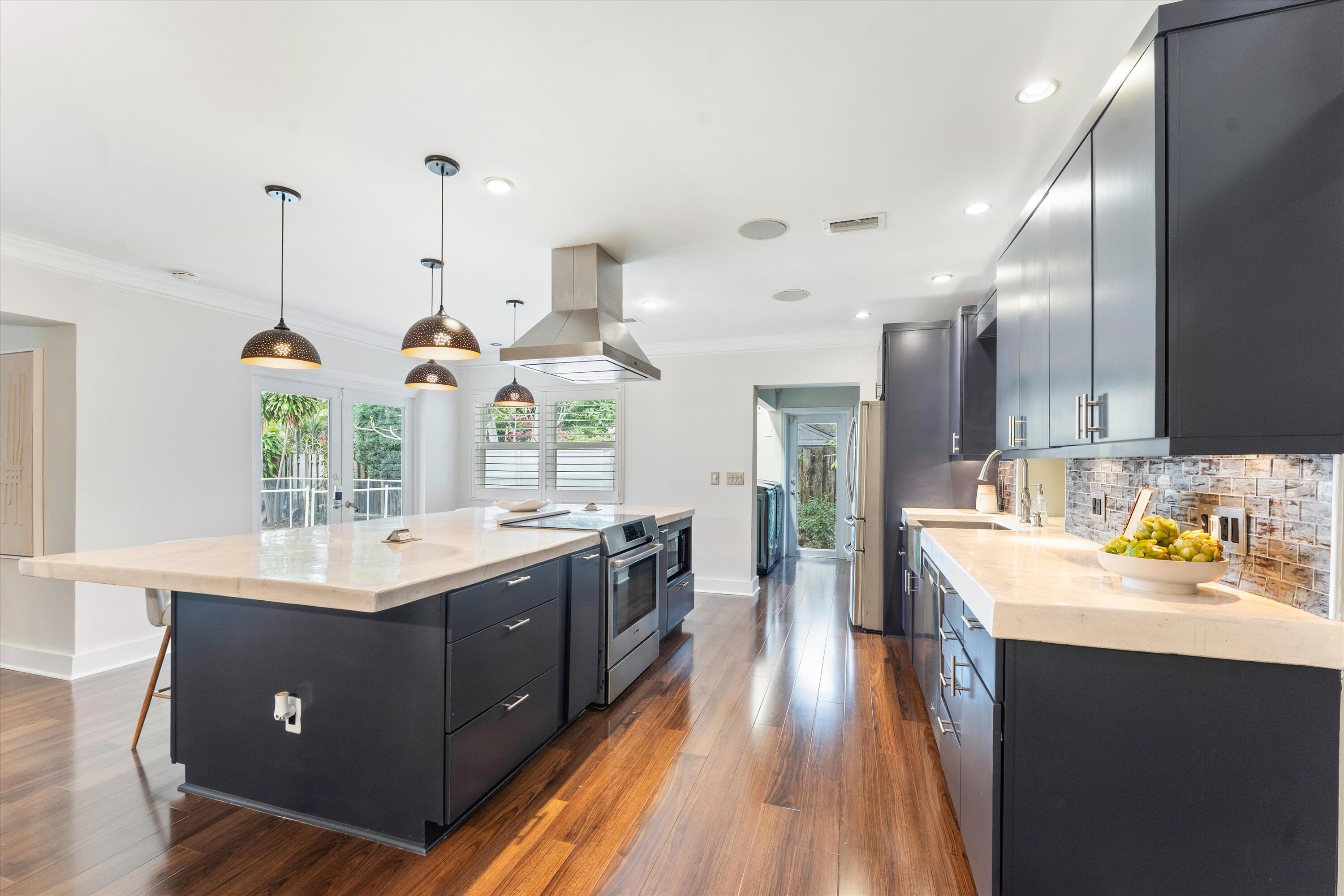 Floranada Ridge Sec A 30- - Residential