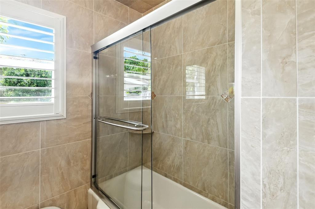 Floranada Ridge Sec A 30- - Residential