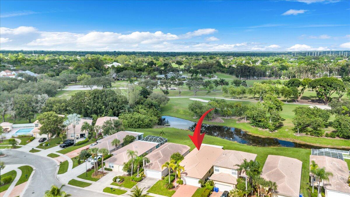 COUNTRY CLUB VIEWS - Residential