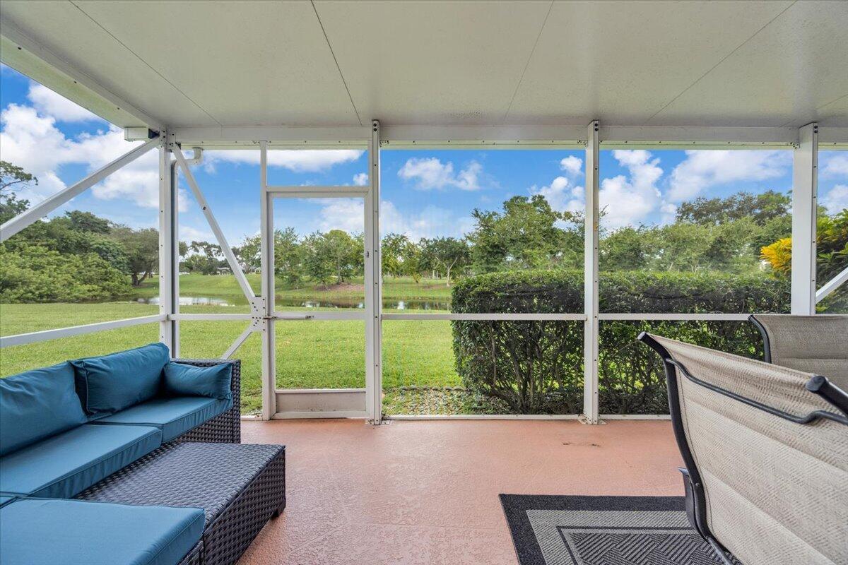 COUNTRY CLUB VIEWS - Residential