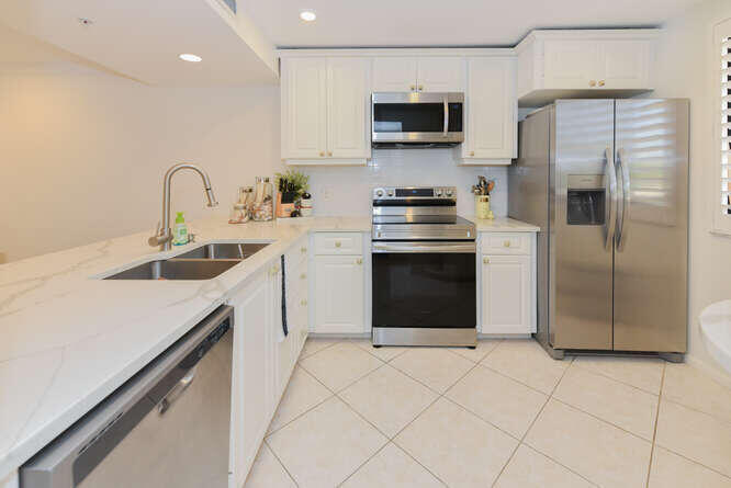 2301 Marina Isle Way 203