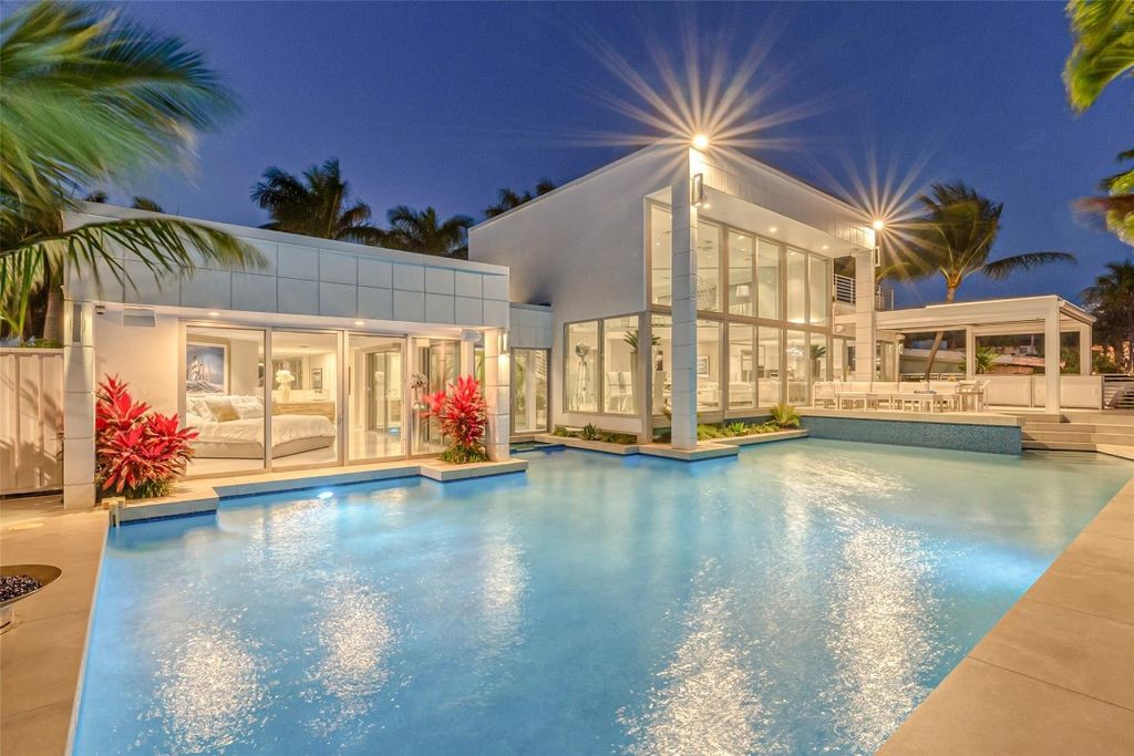 Photo of 2200 Inlet Drive, Fort Lauderdale, FL 33316 (MLS # F10532657)