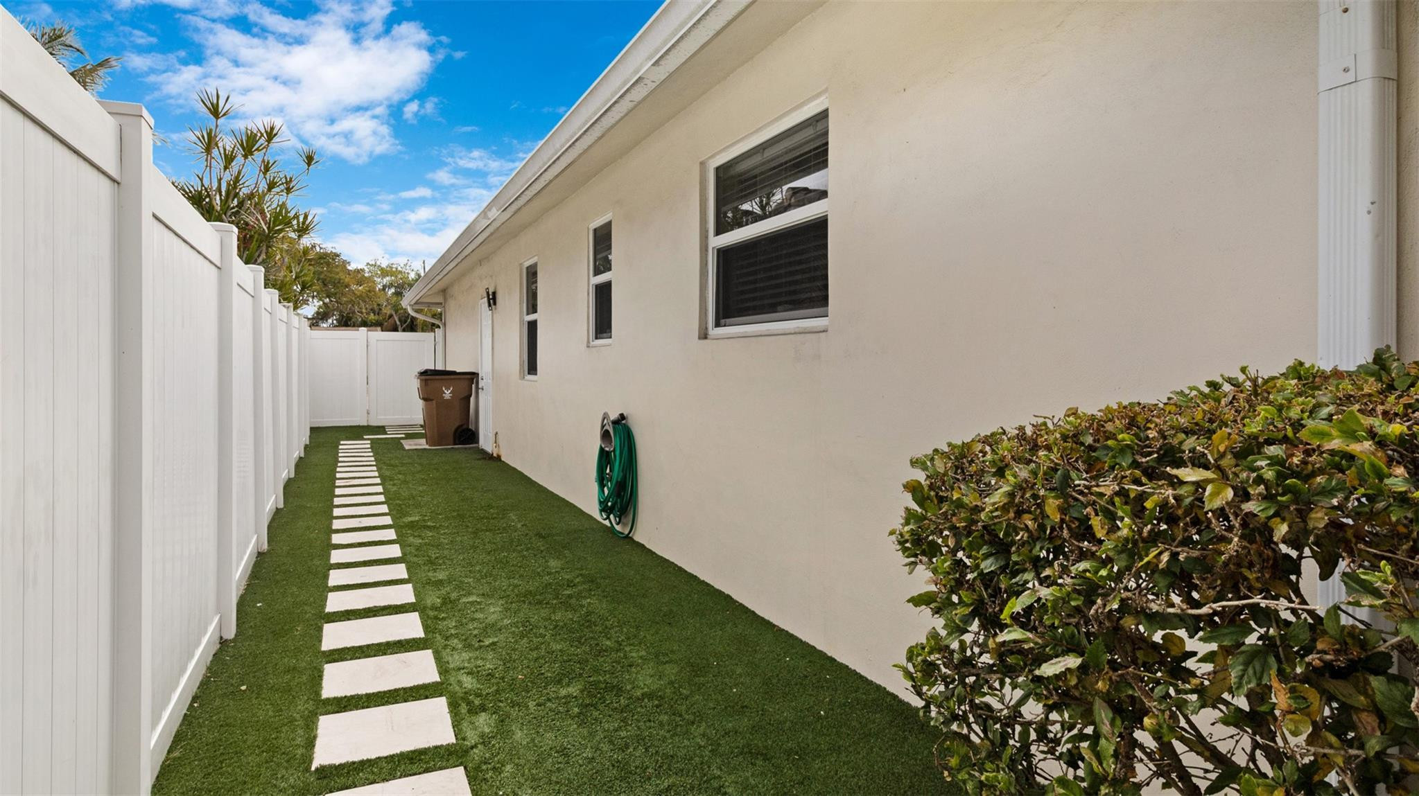 Deerfield Ridge Sec 1 38- - Residential