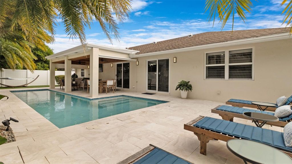 Photo of 817 SE 13th Court, Deerfield Beach, FL 33441 (MLS # F10554716)