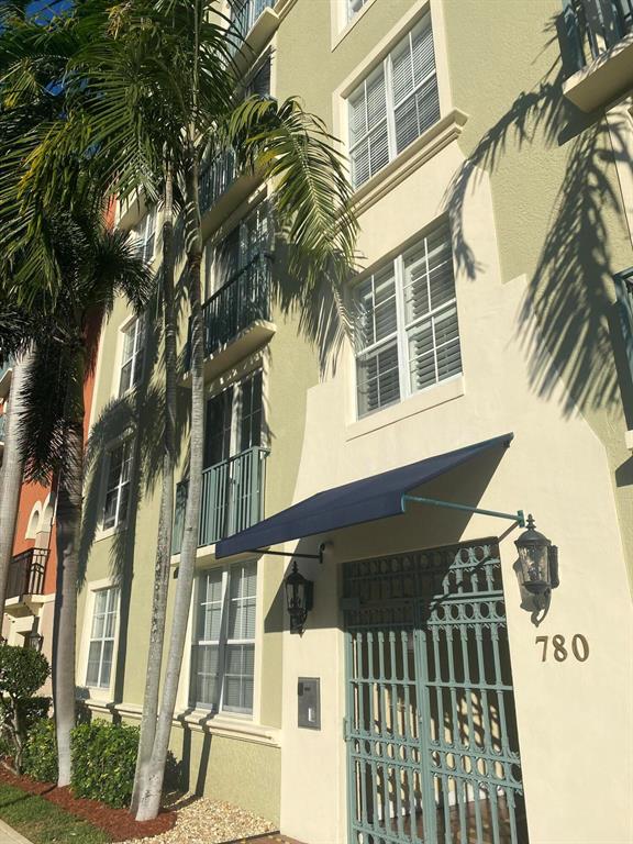 COURTYARDS IN CITYPLACE C - Residential