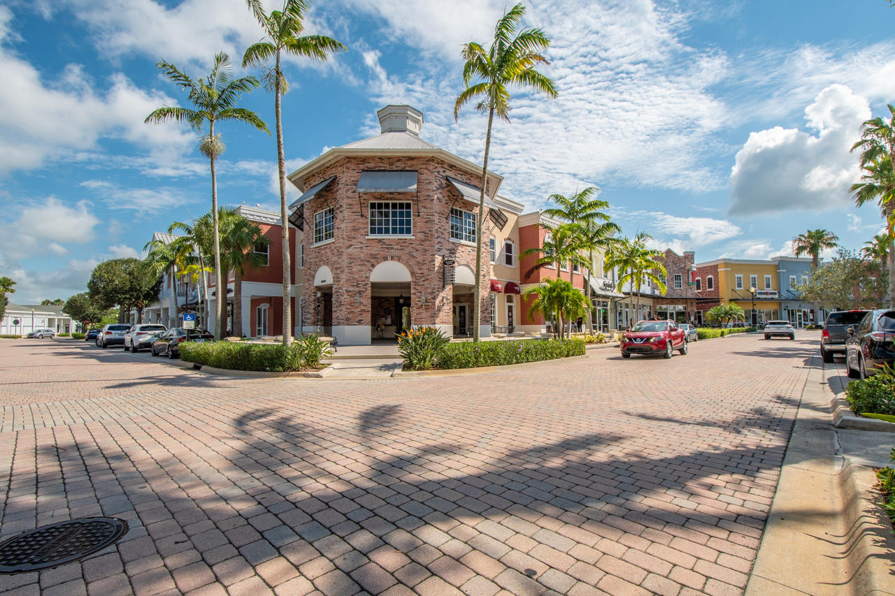 BEDFORD PARK - Residential Lease