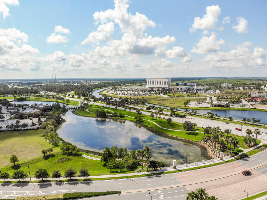 BEDFORD PARK - Residential Lease