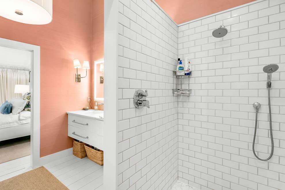 IDA LAKE TERRACE - Residential