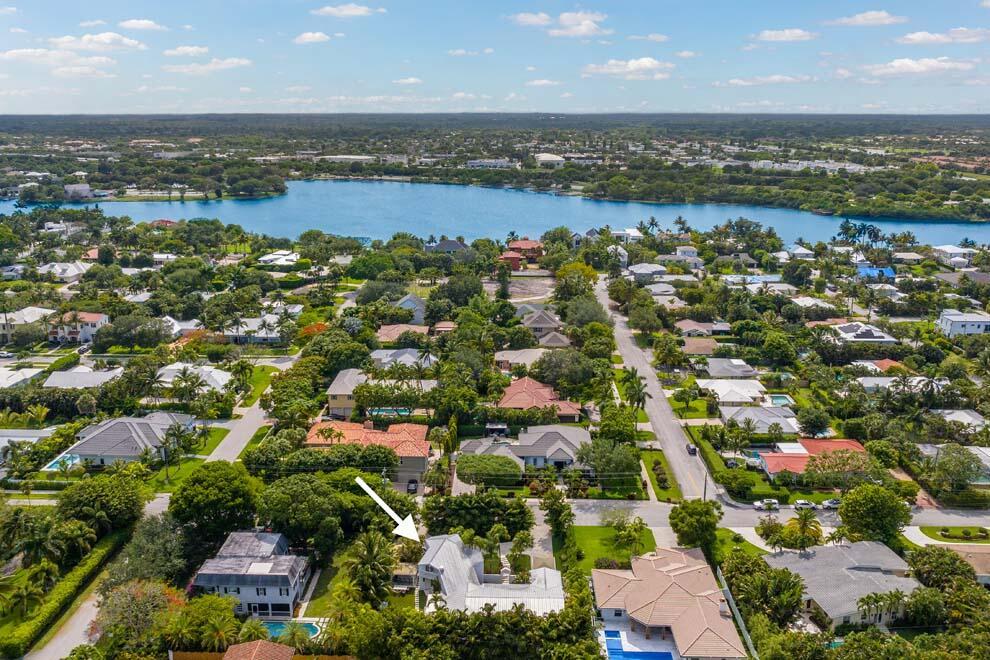 IDA LAKE TERRACE - Residential