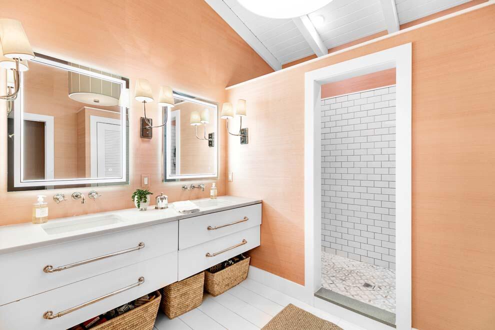 IDA LAKE TERRACE - Residential