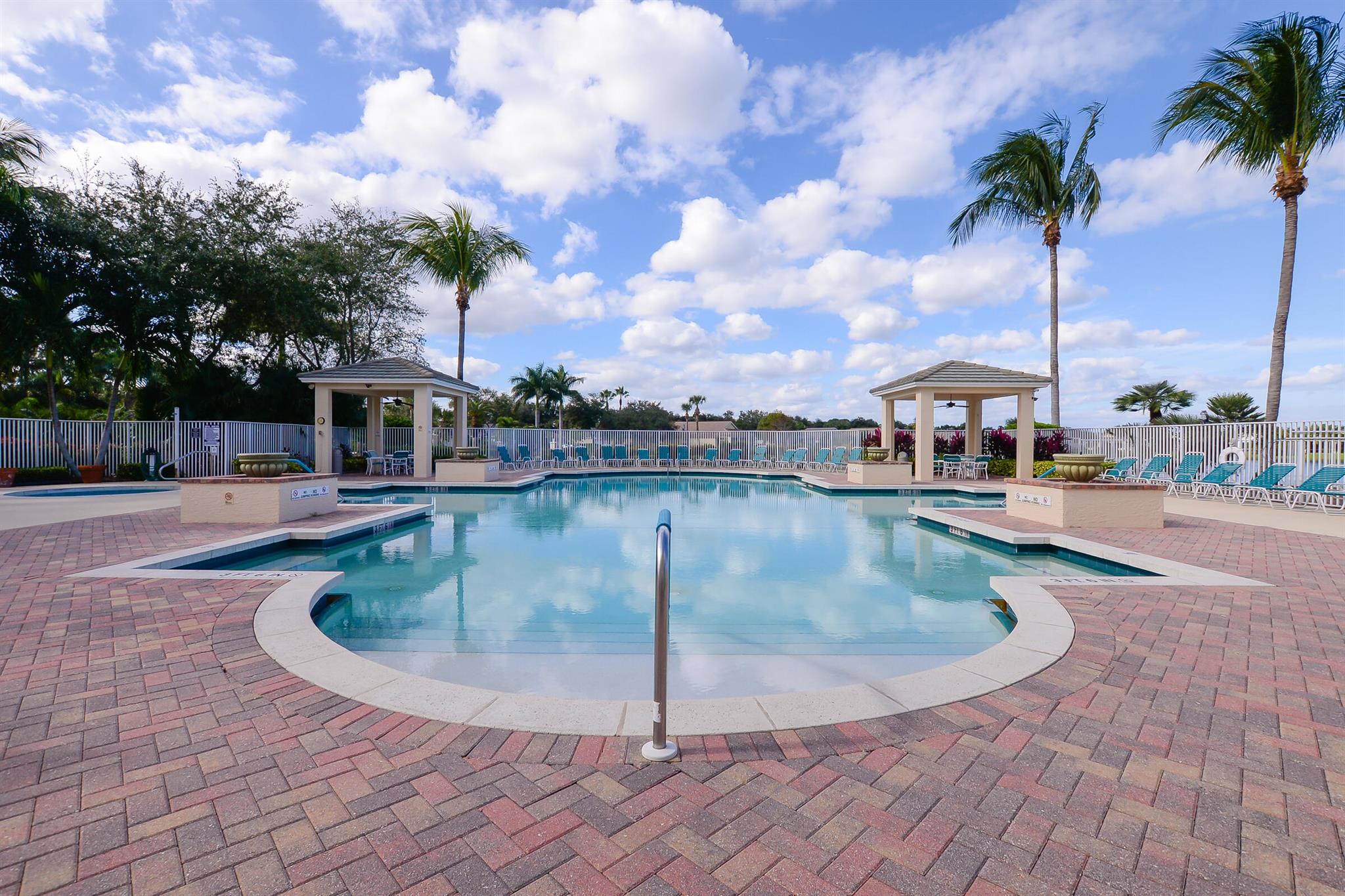 LAKE FOREST AT ST LUCIE W - Residential