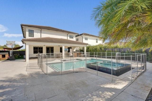 Century Gdns/Curby - Residential