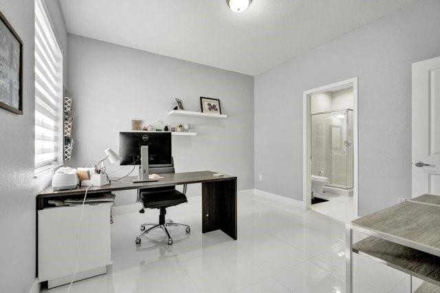 Century Gdns/Curby - Residential