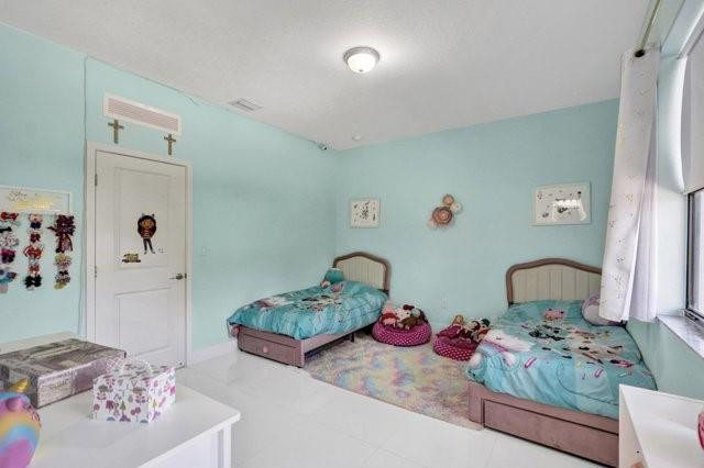 Century Gdns/Curby - Residential