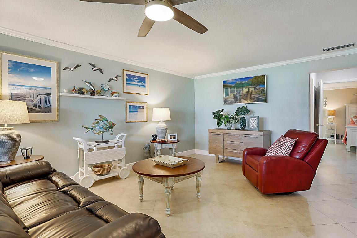 HIGH POINT CONDO SEC 4 - Residential