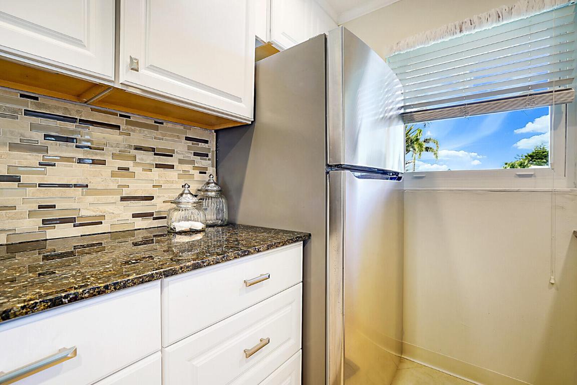 HIGH POINT CONDO SEC 4 - Residential