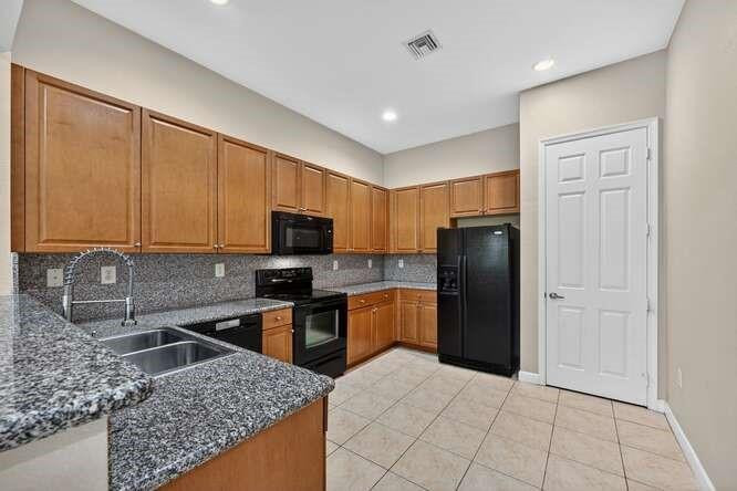 HERON BAY - Residential