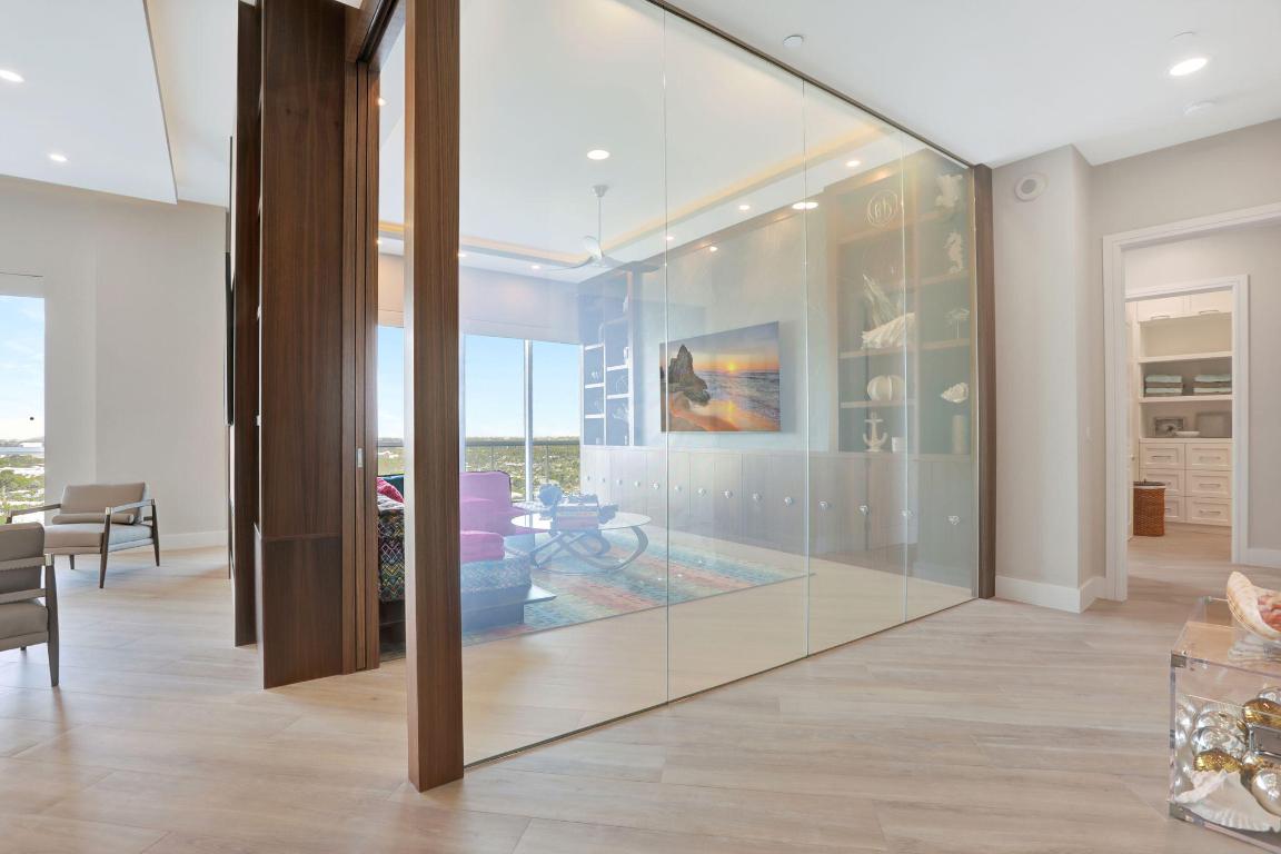 1 N Ocean Boulevard Ph05