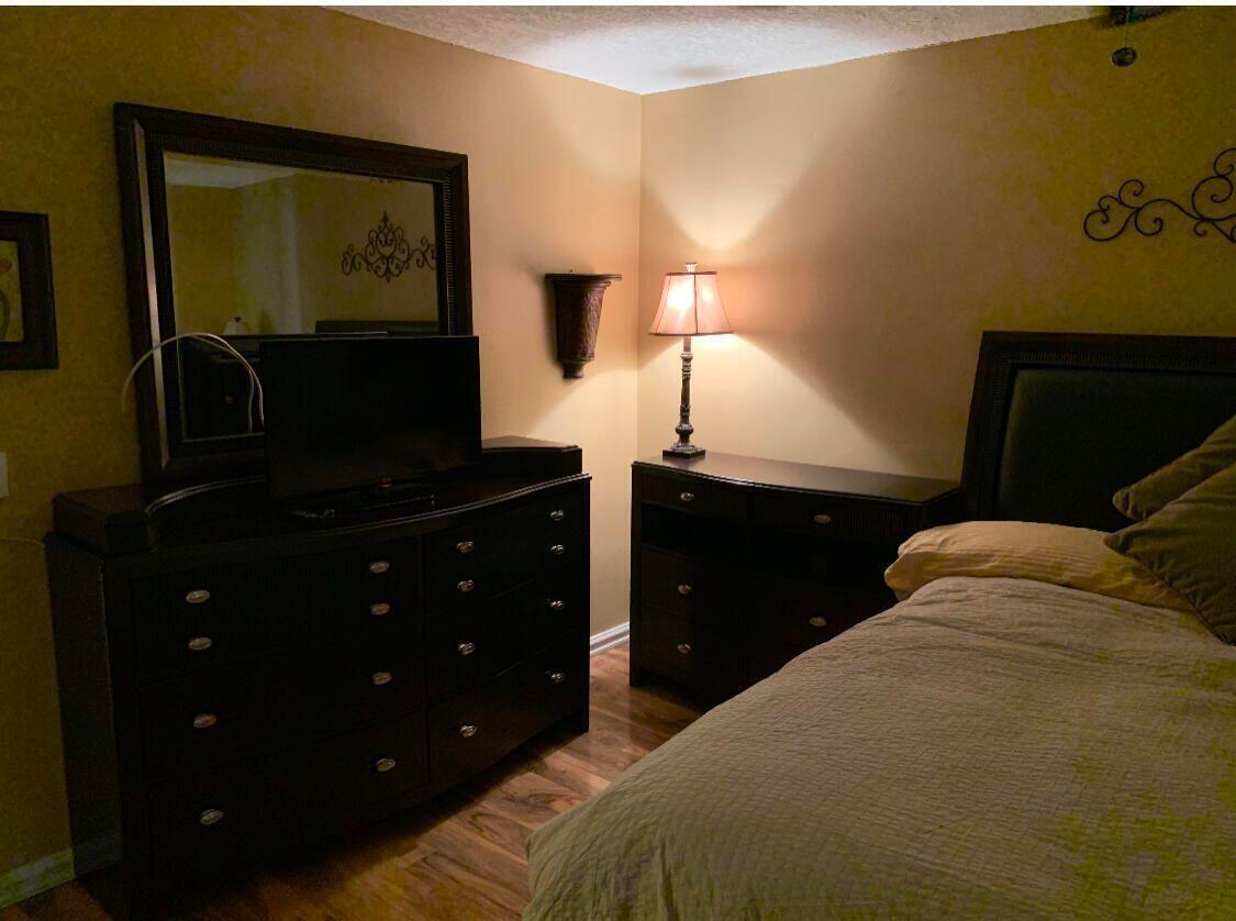 FOUNTAINS OF PALM BEACH CONDO 4 - Residential Lease