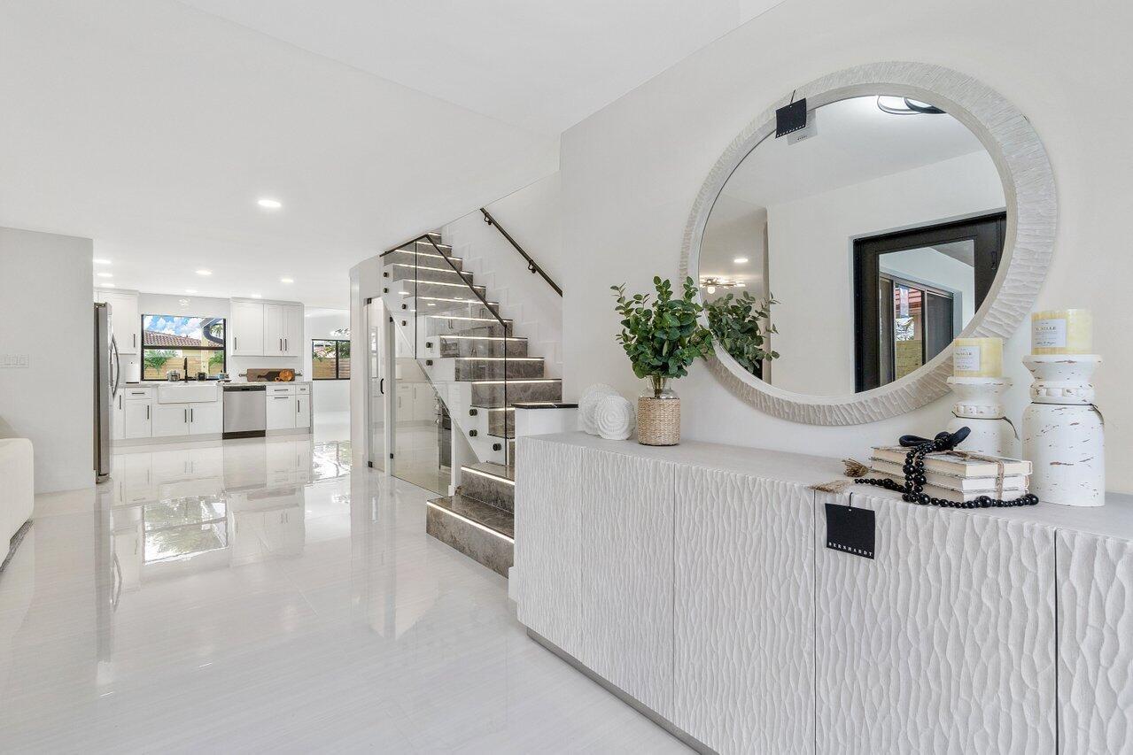 LAUDERDALE BEACH - Residential