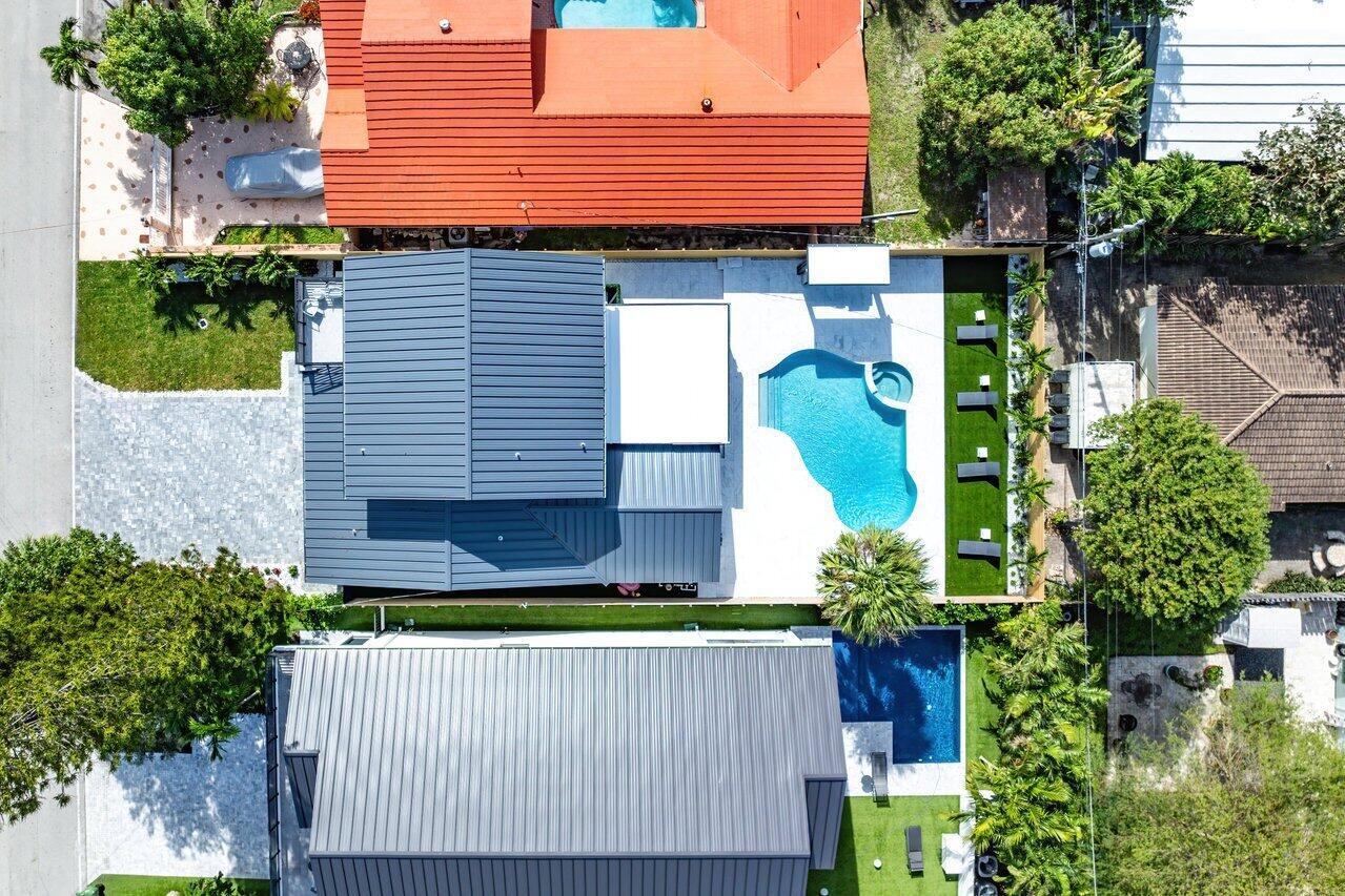 LAUDERDALE BEACH - Residential