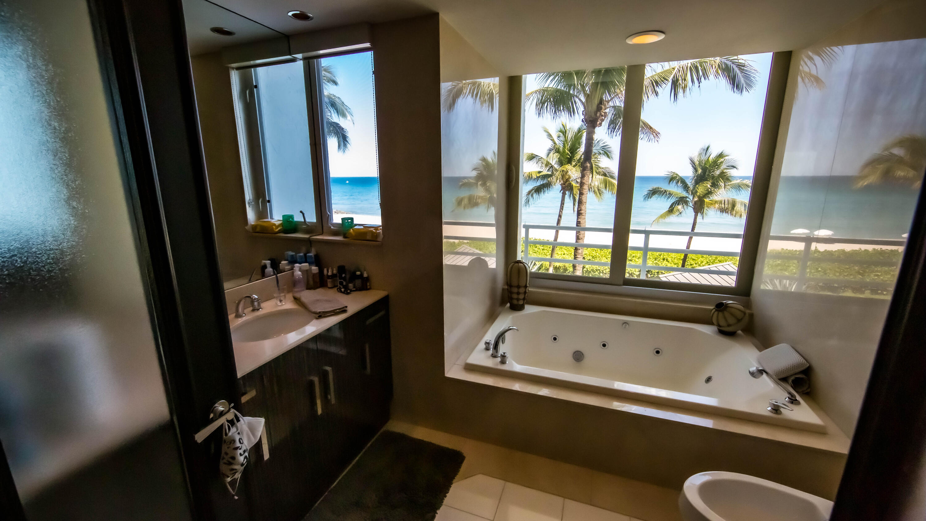 PRESIDENTIAL PLACE CONDO - Residential