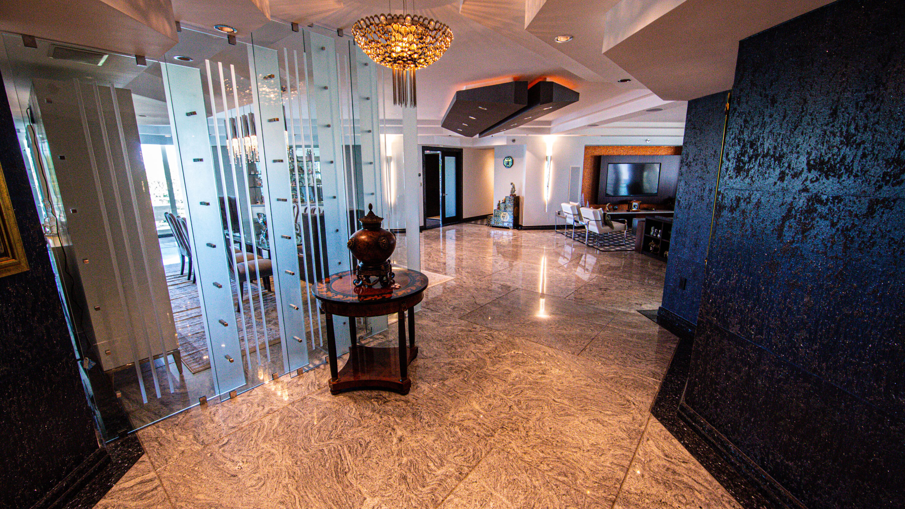 PRESIDENTIAL PLACE CONDO - Residential