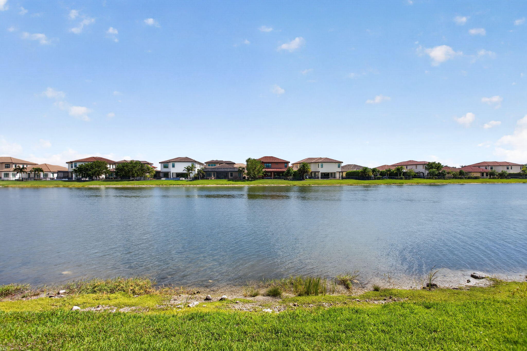 Parkland Bay 183-49 B - Residential