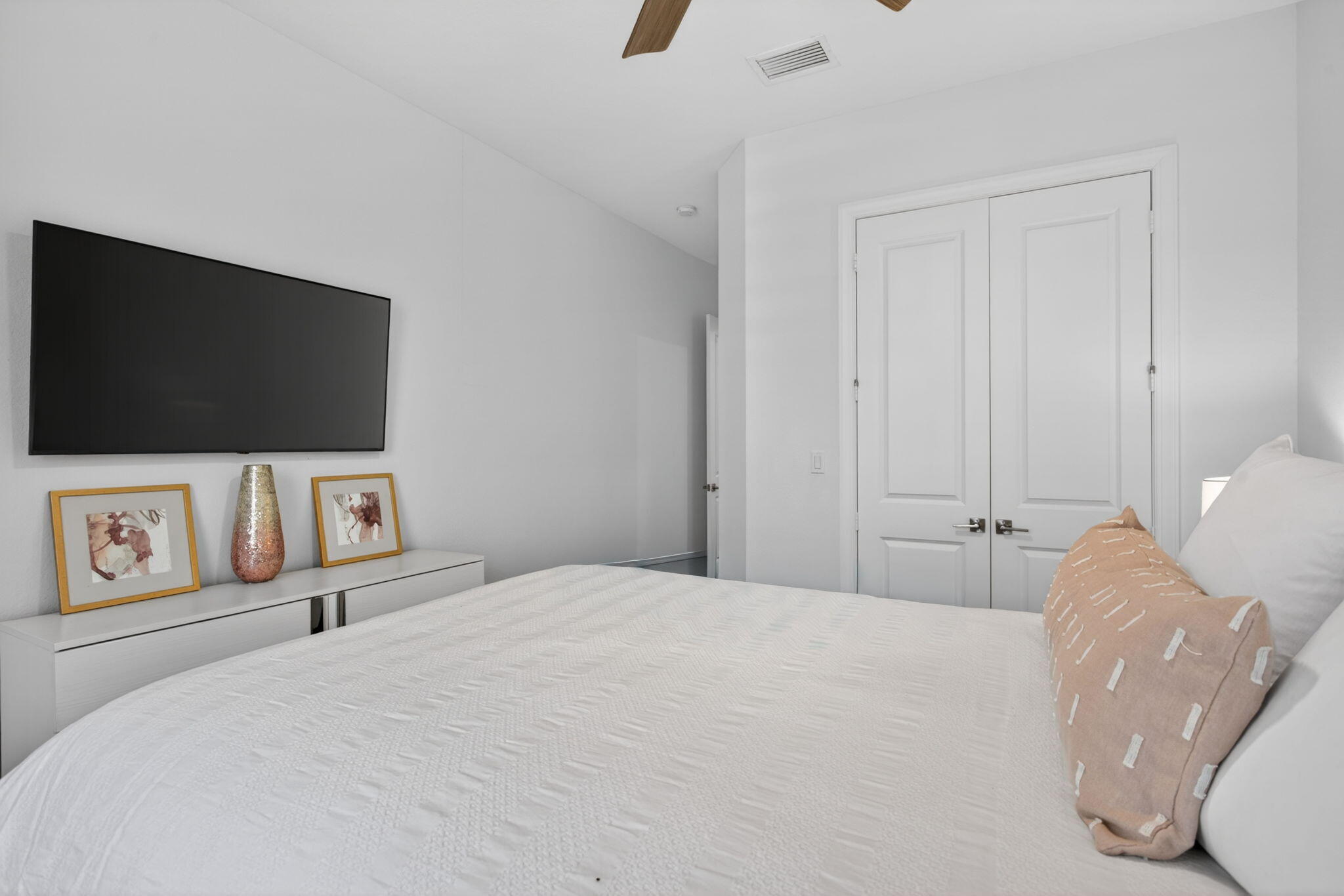 Parkland Bay 183-49 B - Residential