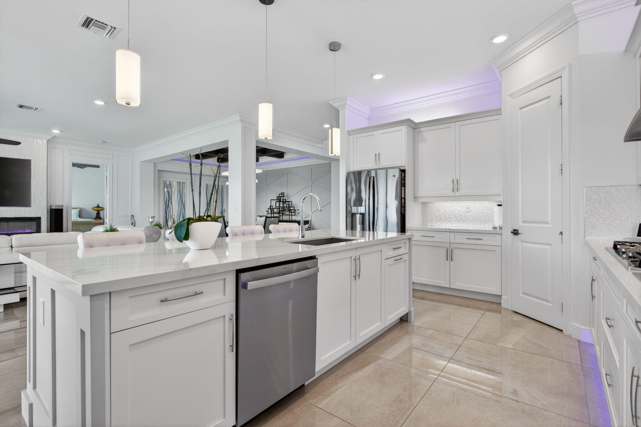 Parkland Bay 183-49 B - Residential