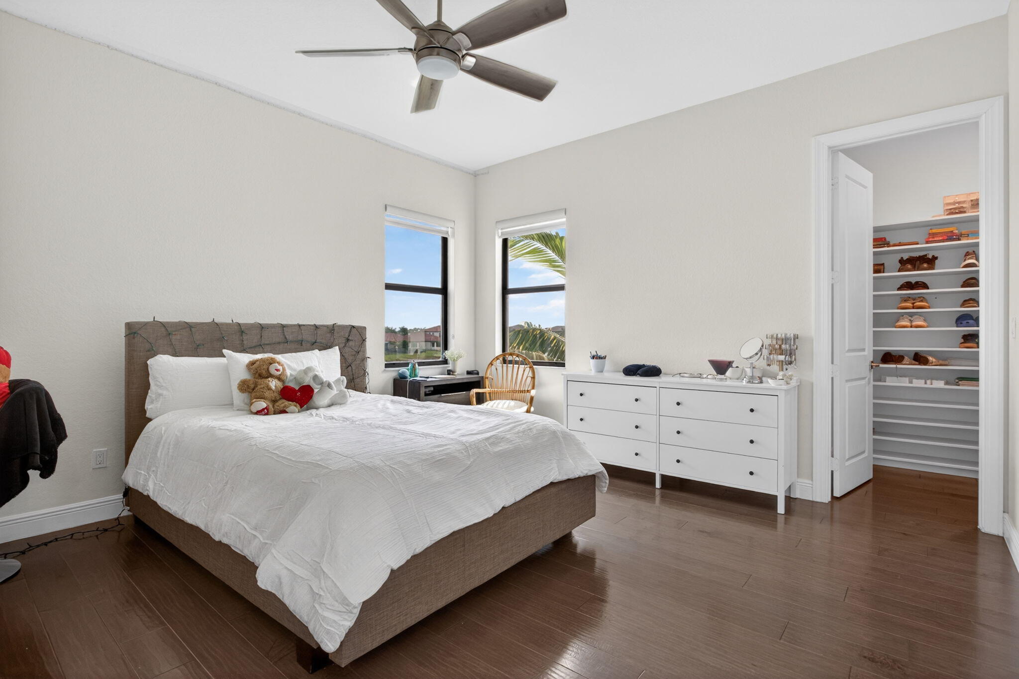 Parkland Bay 183-49 B - Residential