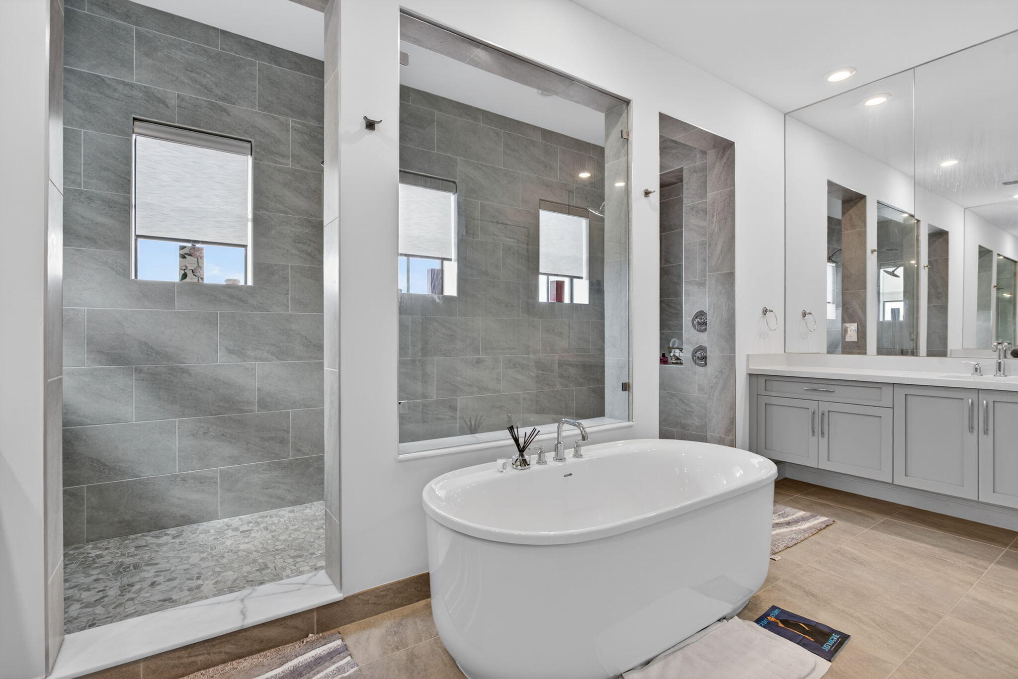 Parkland Bay 183-49 B - Residential