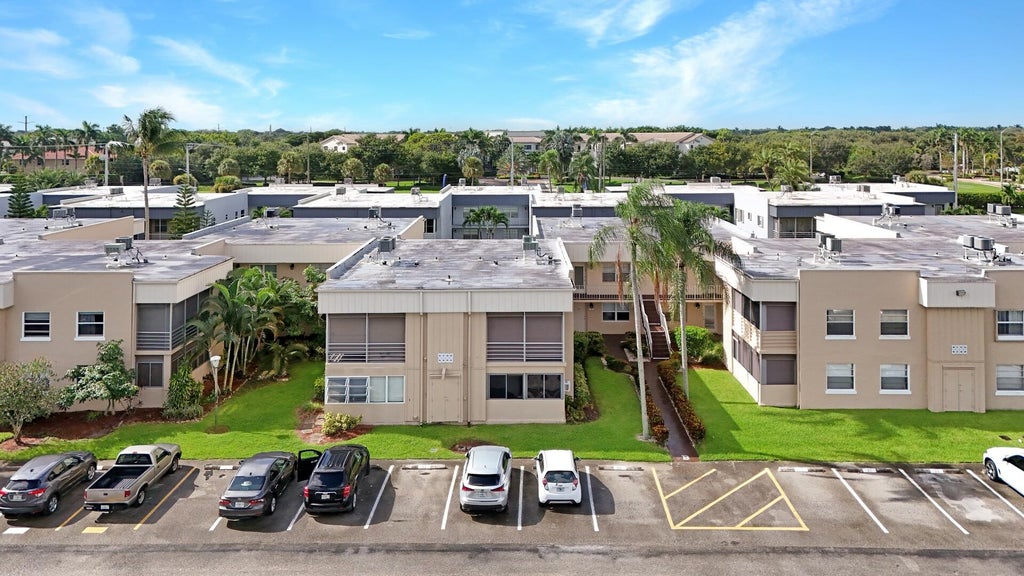 Photo of 64 Burgundy B, Delray Beach, FL 33484 (MLS # R11018404)