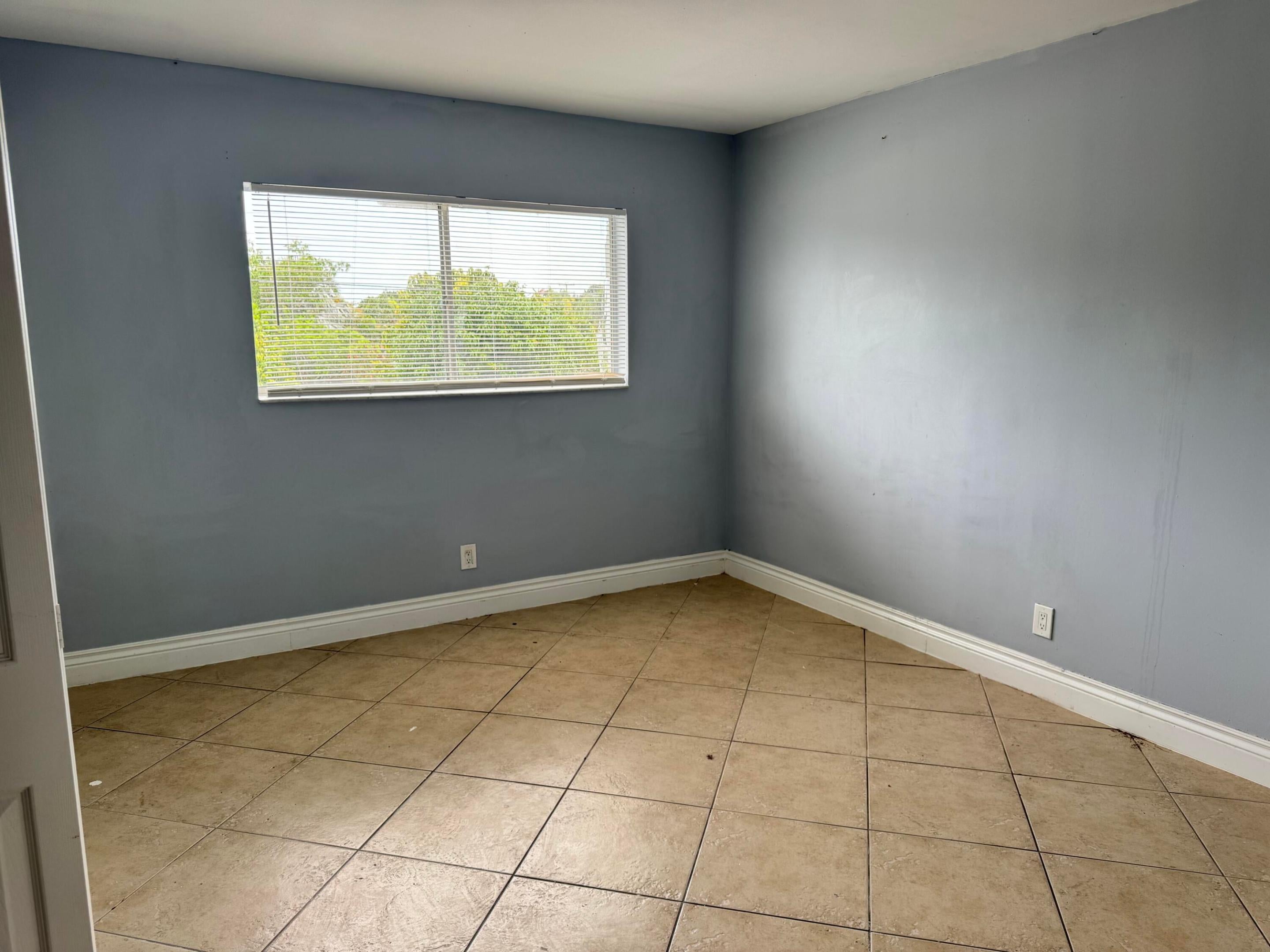 Properties 1829 N A Street 14