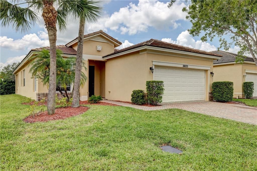 Photo of 10033 SW Brookgreen Drive, Port Saint Lucie, FL 34987 (MLS # F10281902)