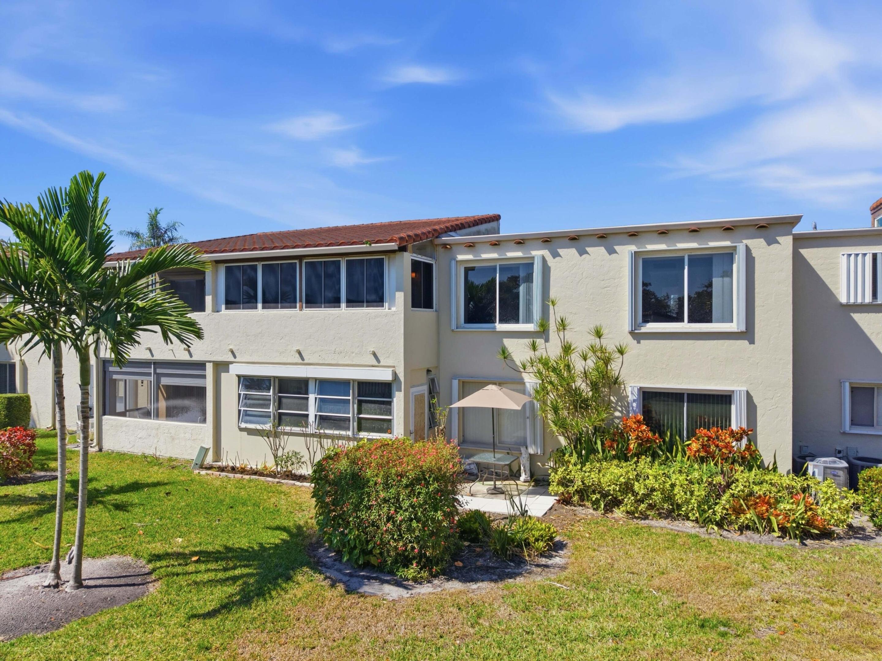 BOUNDBROOK CONDO S - Residential