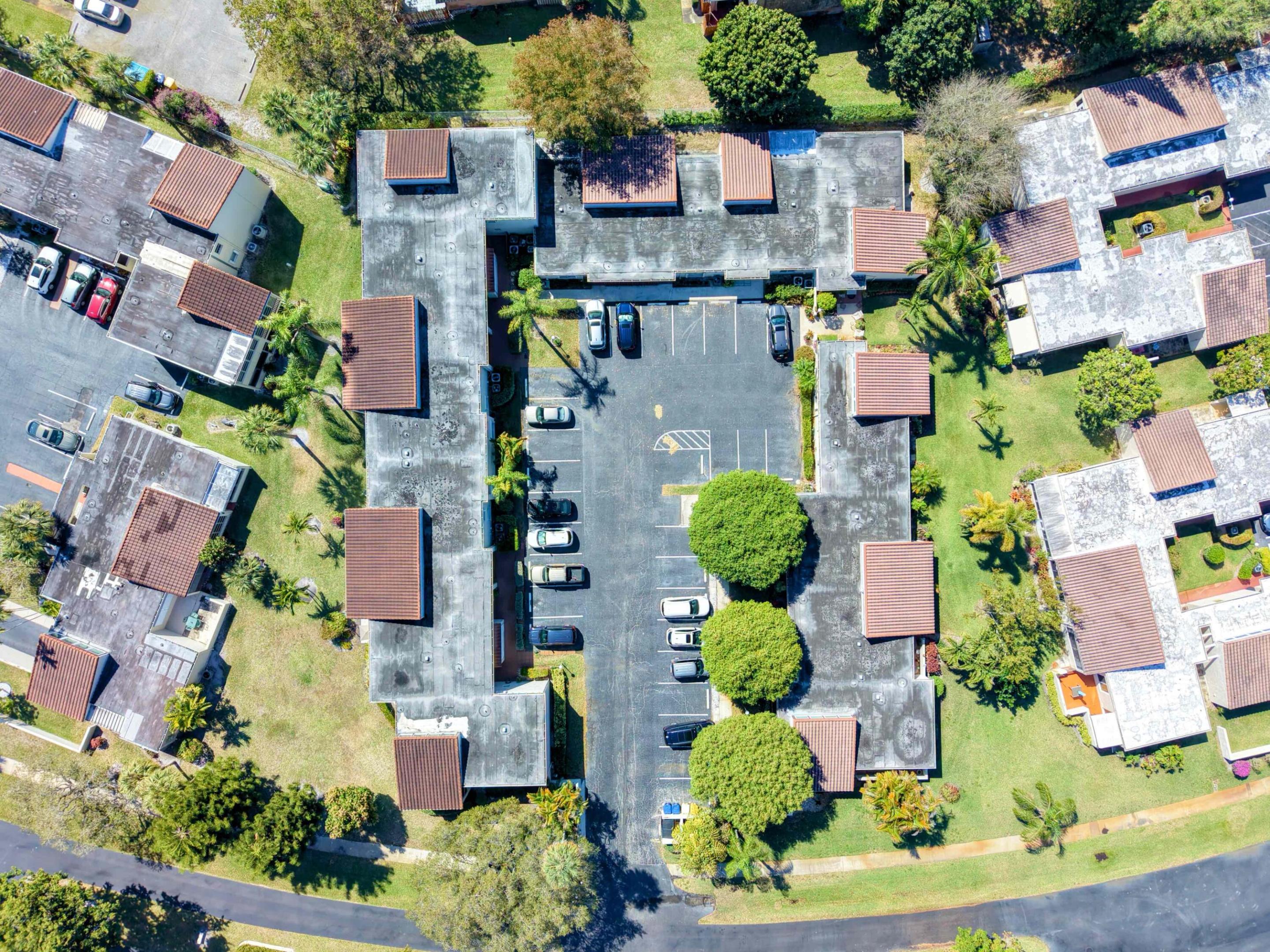 BOUNDBROOK CONDO S - Residential