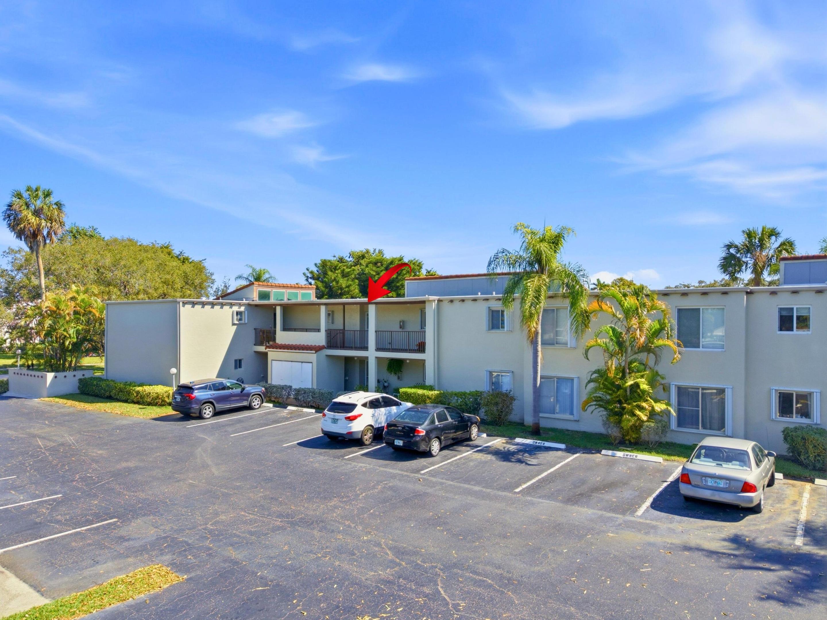 BOUNDBROOK CONDO S - Residential