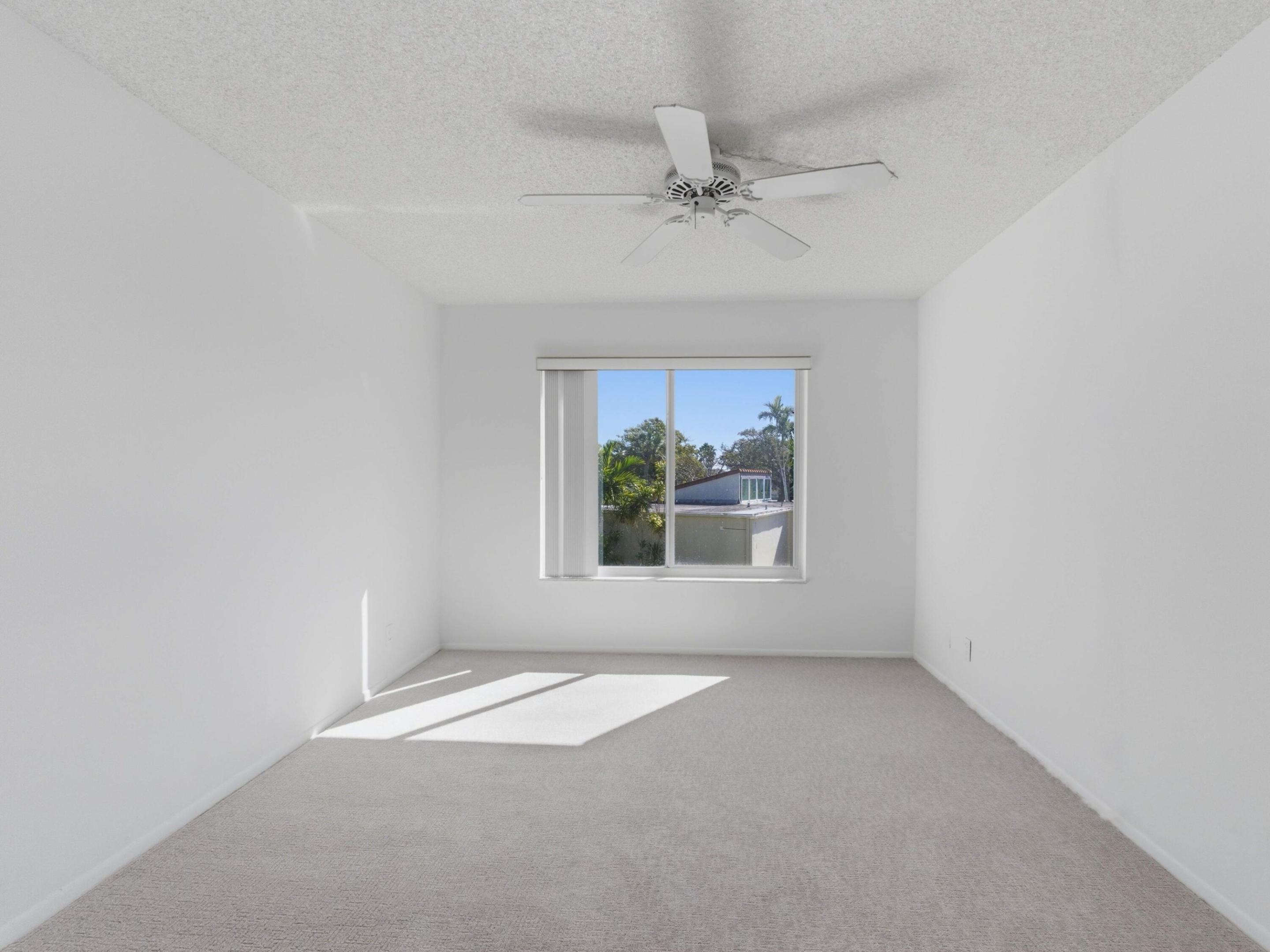 BOUNDBROOK CONDO S - Residential