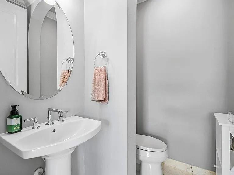 Oaks At Boca Raton - Residential Lease