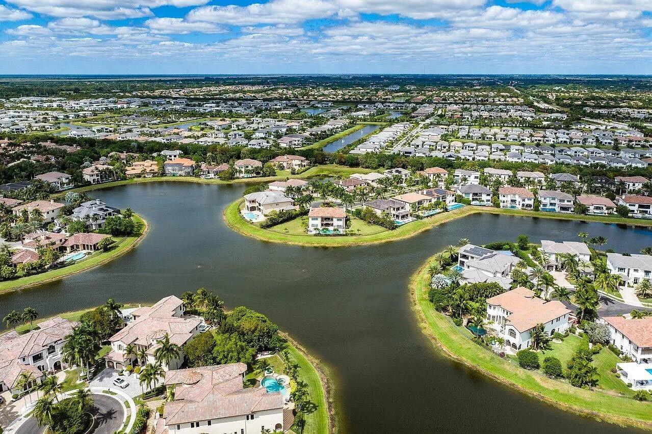 Oaks At Boca Raton - Residential Lease