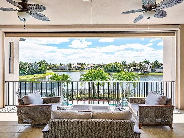 Oaks At Boca Raton - Residential Lease
