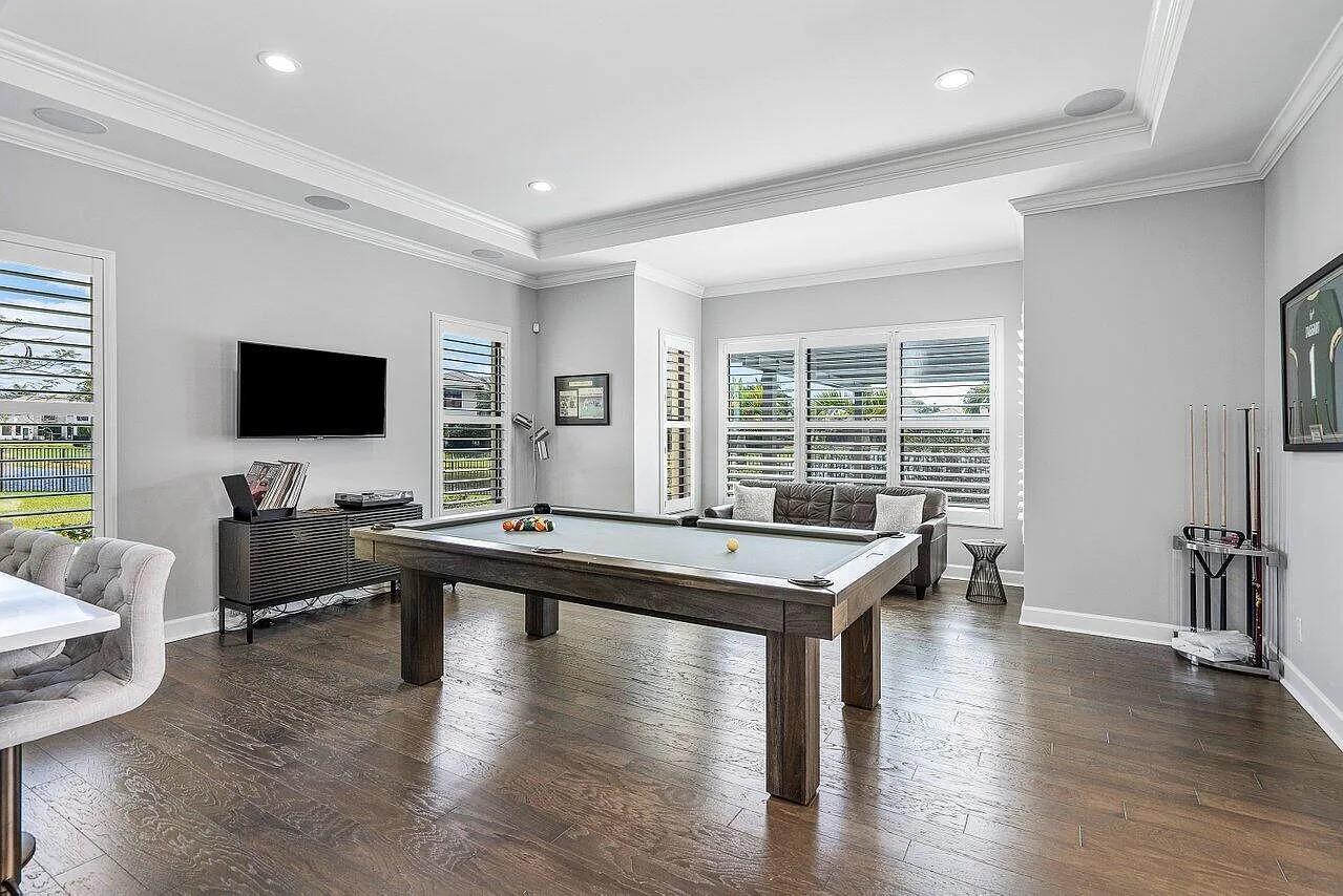 Oaks At Boca Raton - Residential Lease