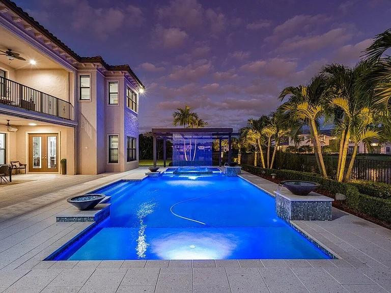 Oaks At Boca Raton - Residential Lease