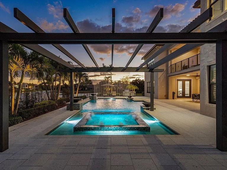 Oaks At Boca Raton - Residential Lease